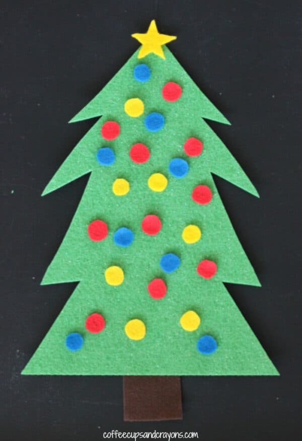 Christmas Tree Decorating Felt Busy Bag - Coffee Cups and Crayons