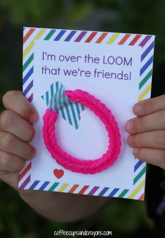 Free Printable Rainbow Loom Valentines for Kids!