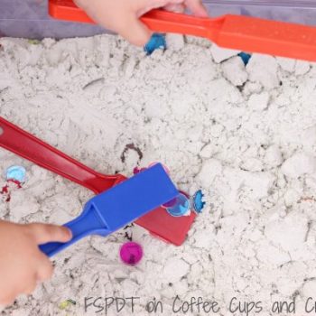 Let kids explore science with this magnet sensory bin!
