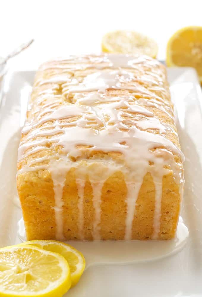 Lemon Yogurt Cake | A moist lemon loaf cake made healthier thanks to Greek yogurt!  via @reciperunner
