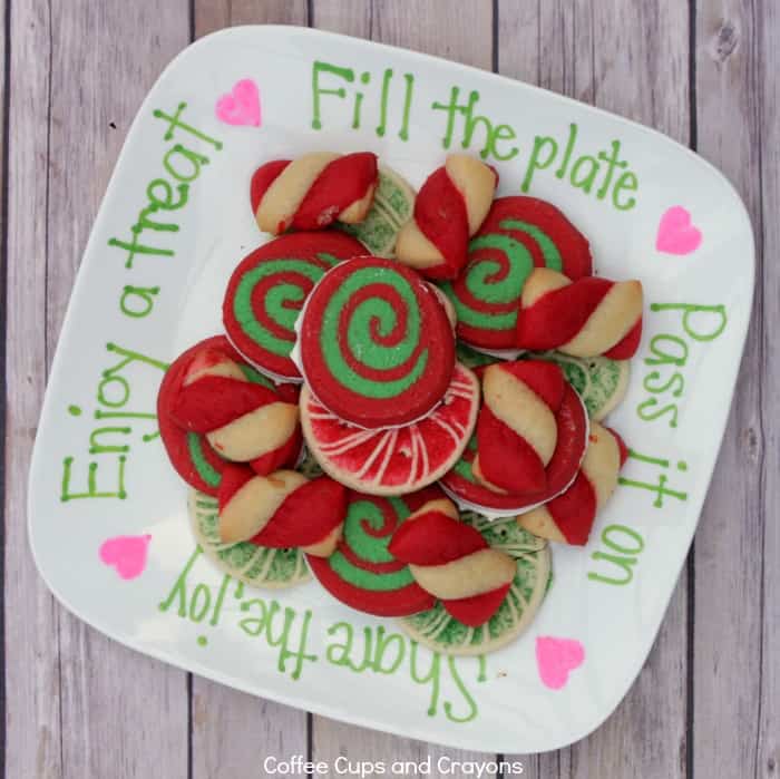 A Kindness Cookie Plate makes a simple and sweet homemade gift!