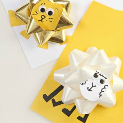 Make an In Like a Lion and Out Like a Lamb craft this Spring with kids!